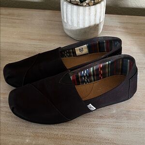 TOMS Classic Alpargata Black Canvas Slip-Ons US Women’s 6